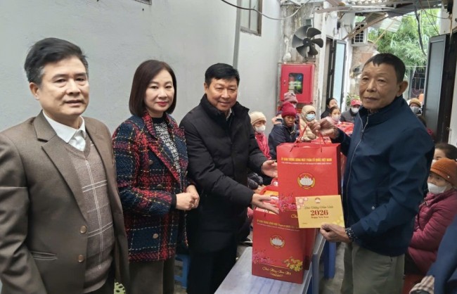 Mùa “Tết ấm” về giữa lòng Hà Nội