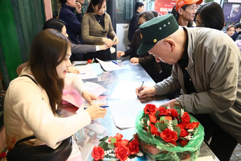 “Tết ấm” giữa lòng Hà Nội