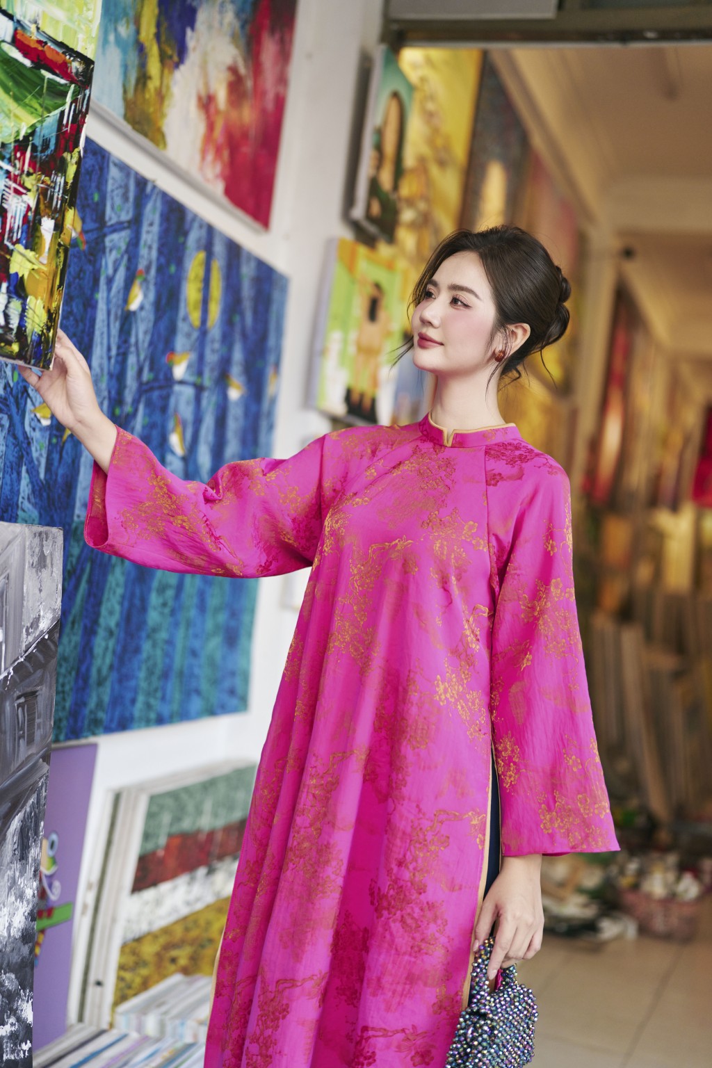 Diễn viên Phan Minh Huyền mong trời đẹp để diện áo dài suốt Tết Diễn viên Phan Minh Huyền mong trời đẹp để diện áo dài suốt Tết