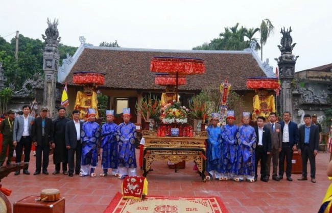 Ngày Xuân chảy hội đền Măng Sơn