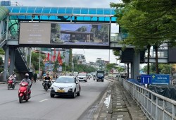 Hà Nội xanh - sạch từ camera AI, giữ nhịp thu gom rác xuyên Tết