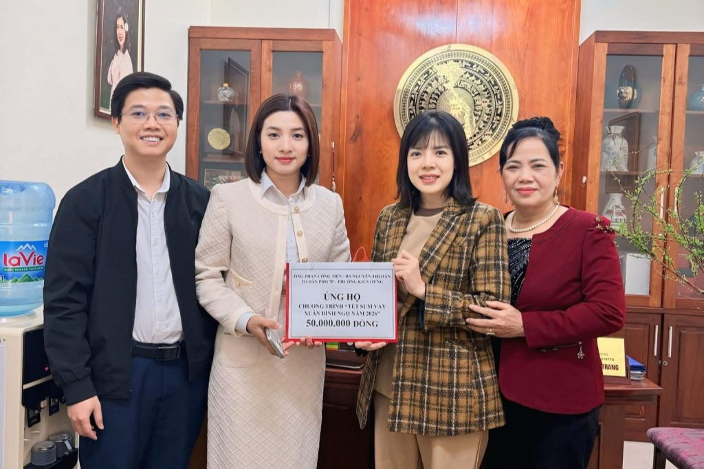 Mặt trận Tổ quốc Việt Nam phường Kiến Hưng tiếp nhận ủng hộ chương trình Tết sum vầy