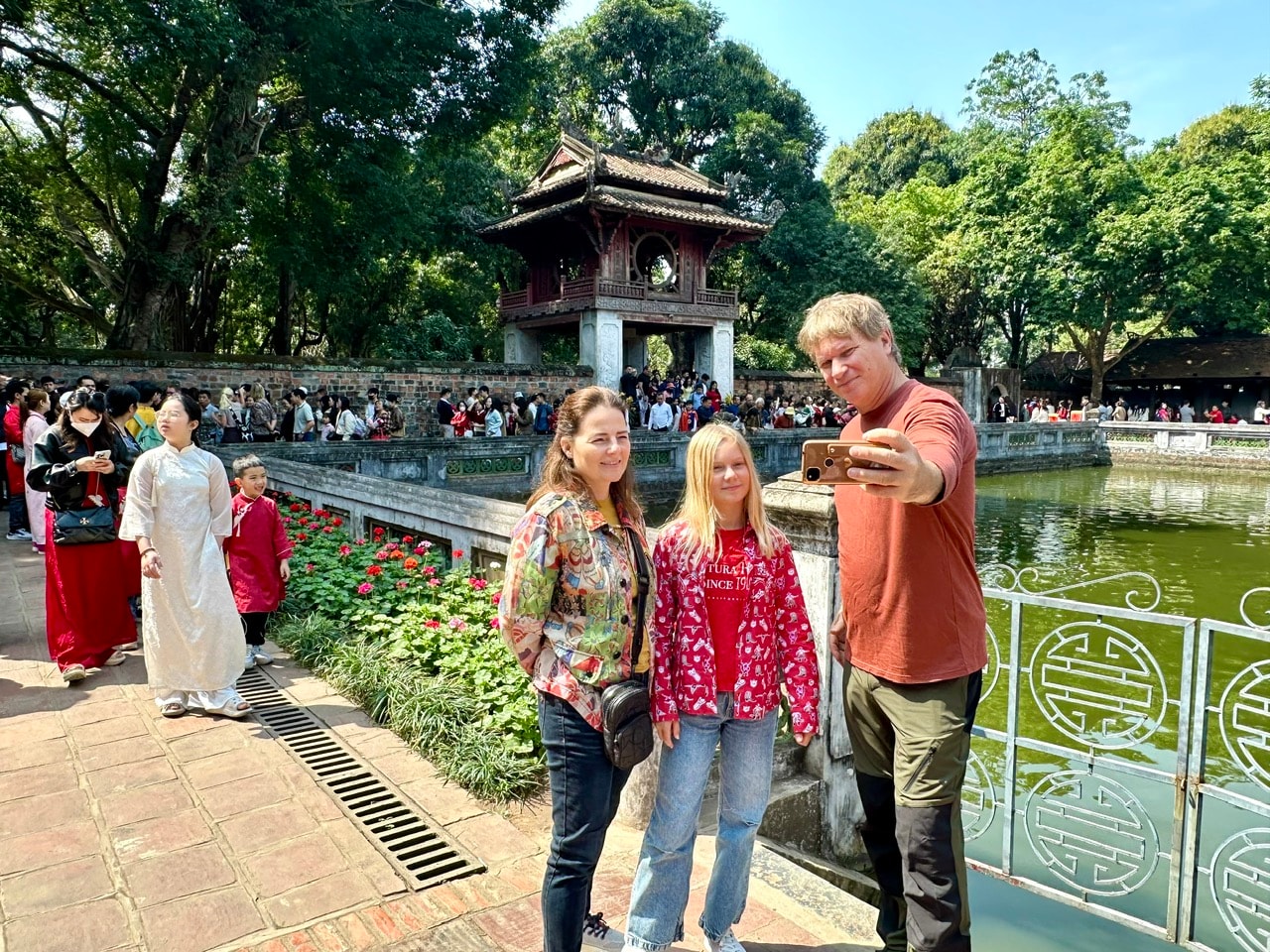 Du lịch Hà Nội “bùng nổ” trong kỳ nghỉ Tết Nguyên đán Bính Ngọ