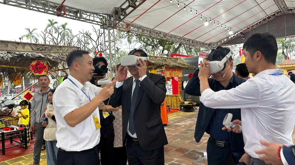 Trang trọng khai mạc Lễ hội Cổ Loa năm 2026