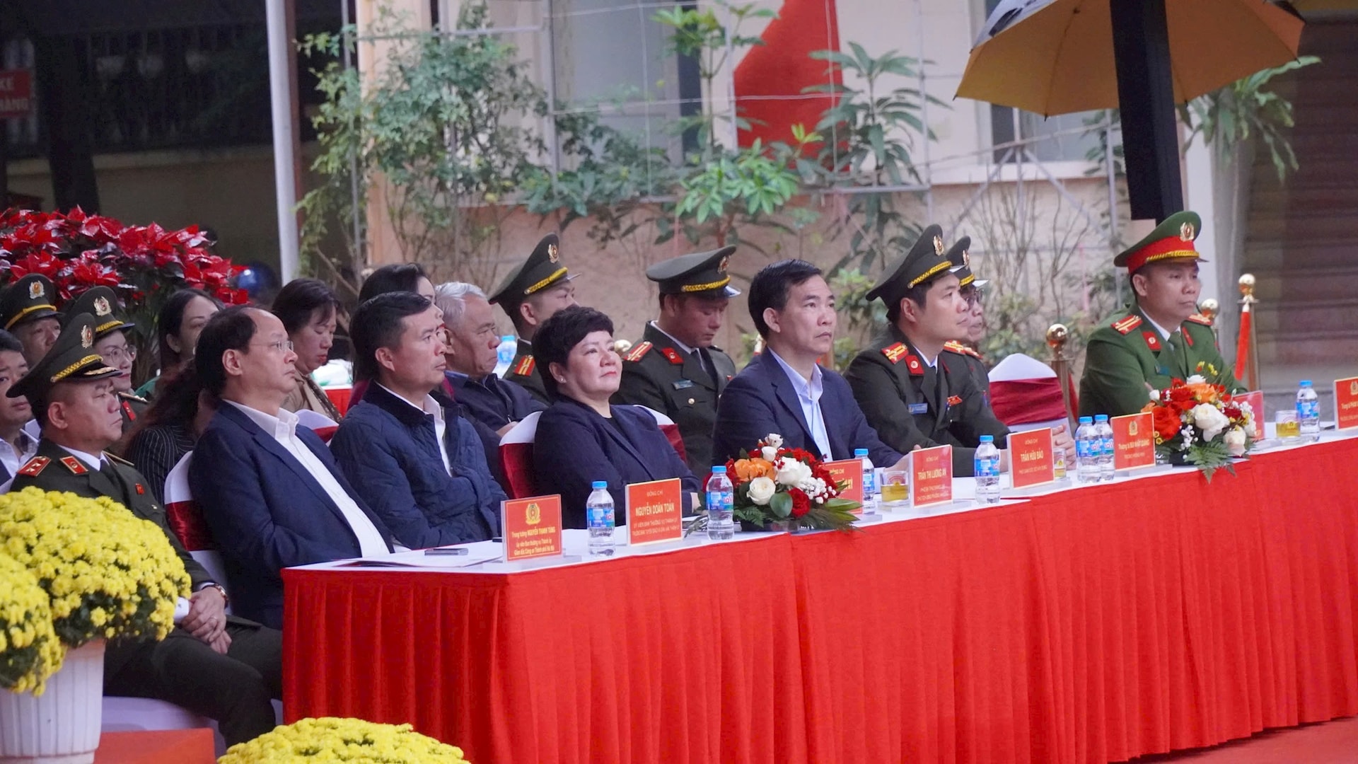 Chủ tịch HĐND TP Phùng Thị Hồng Hà dự Tết trồng cây tại Hà Đông Chủ tịch HĐND TP Phùng Thị Hồng Hà dự Tết trồng cây tại Hà Đông