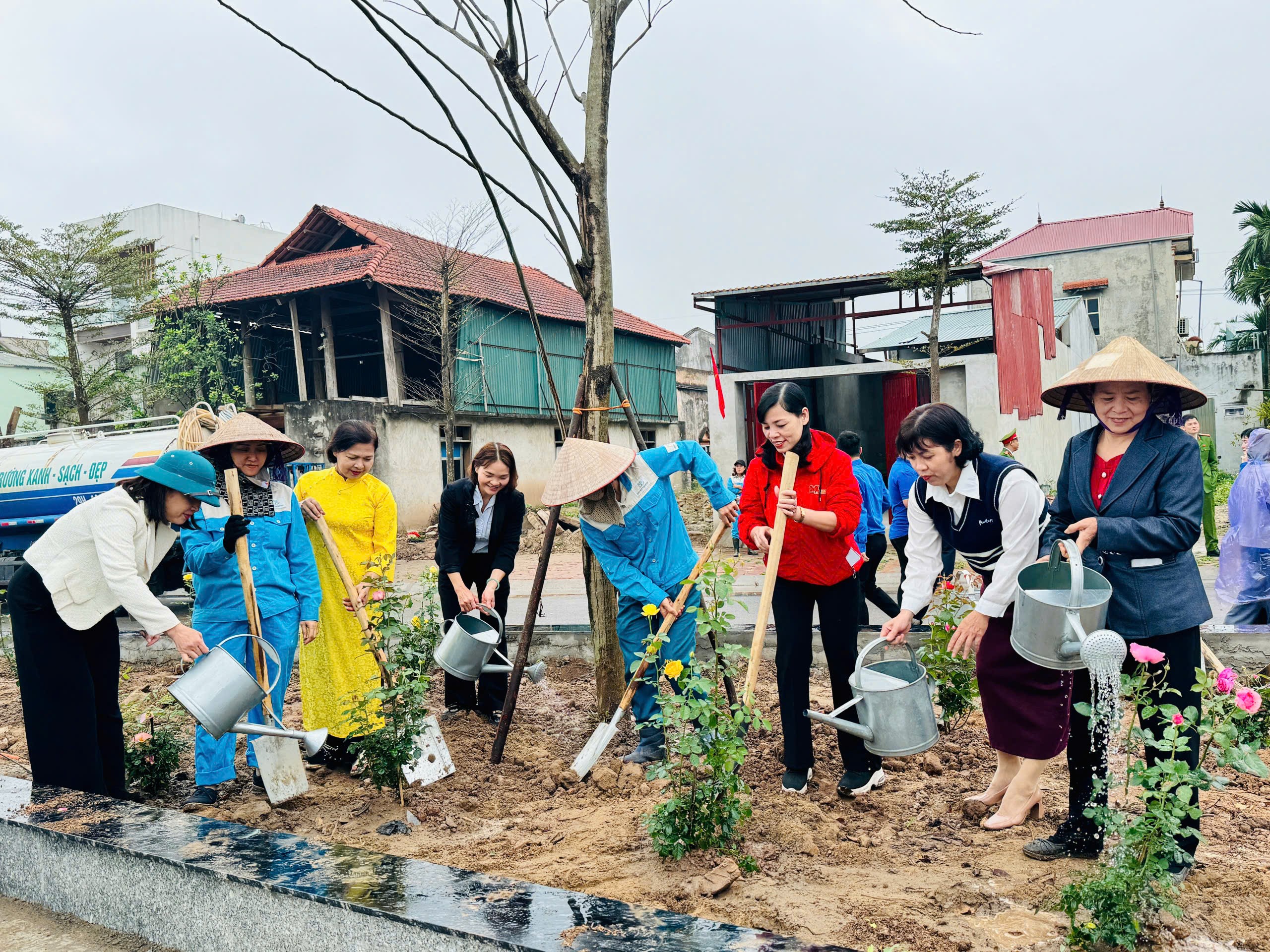 Xã Nam Phù thực hiện phương châm “Trồng cây nào sống cây đó”