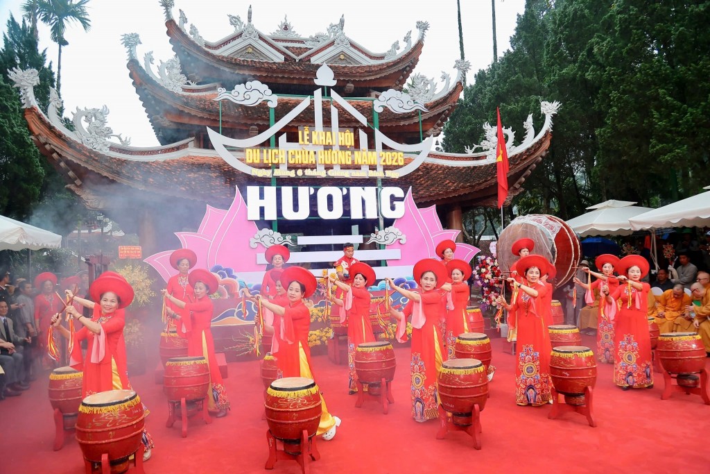 Tiết mục trống hội tại Lễ khai mạc