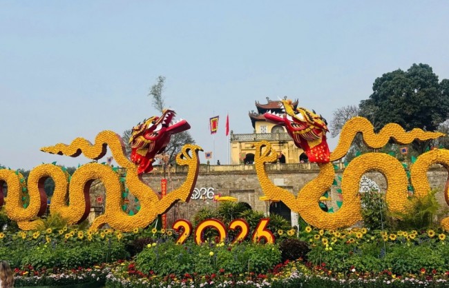 Chương trình Thời sự đặc biệt "Đi trước, đi đầu - Vì Nhân dân phục vụ"