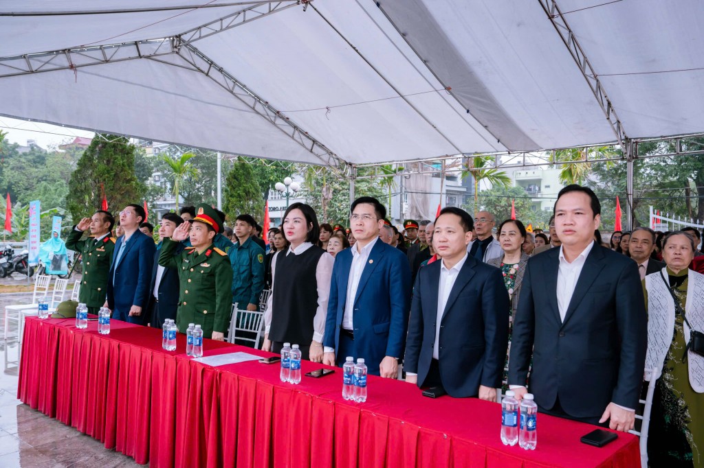 Phường Đông Ngạc lan tỏa khí thế đầu xuân qua Tết trồng cây “Đời đời nhớ ơn Bác Hồ” xuân Bính Ngọ 2026