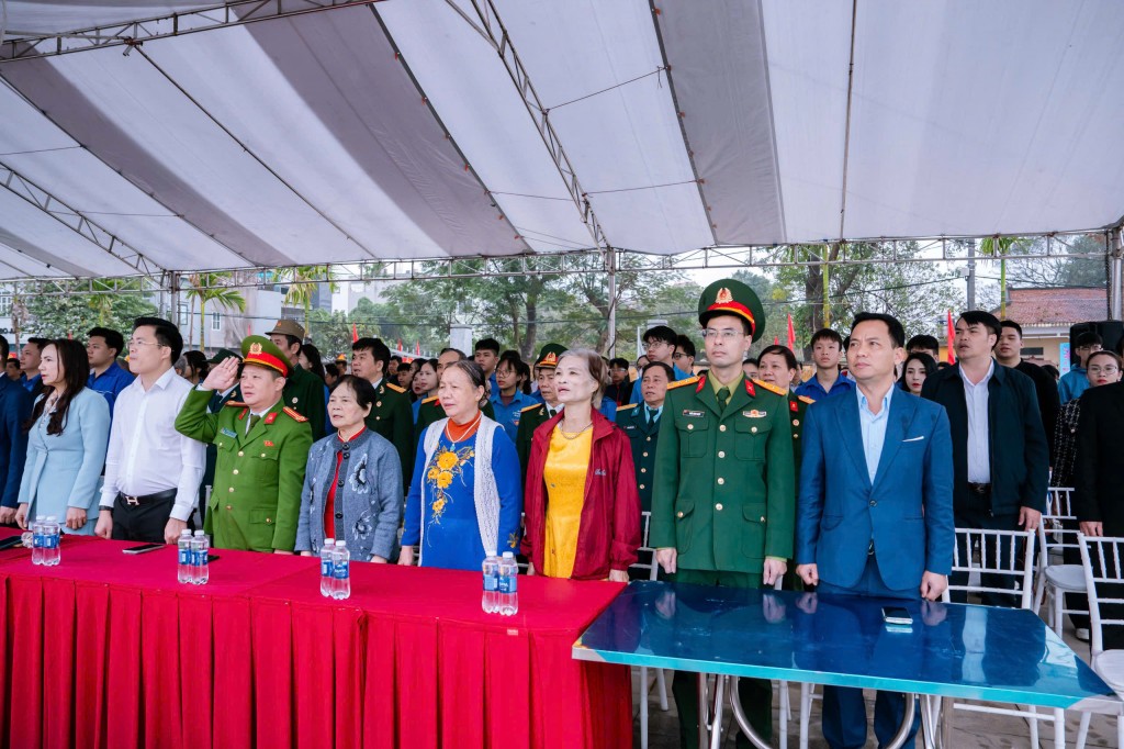 Phường Đông Ngạc lan tỏa khí thế đầu xuân qua Tết trồng cây “Đời đời nhớ ơn Bác Hồ” xuân Bính Ngọ 2026