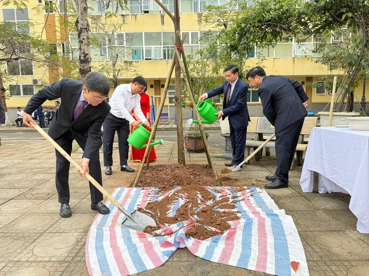 Ngành Y tế bảo đảm công tác cấp cứu, phòng dịch thông suốt
