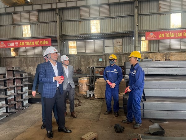 Rộn ràng khí thế lao động sản xuất đầu Xuân