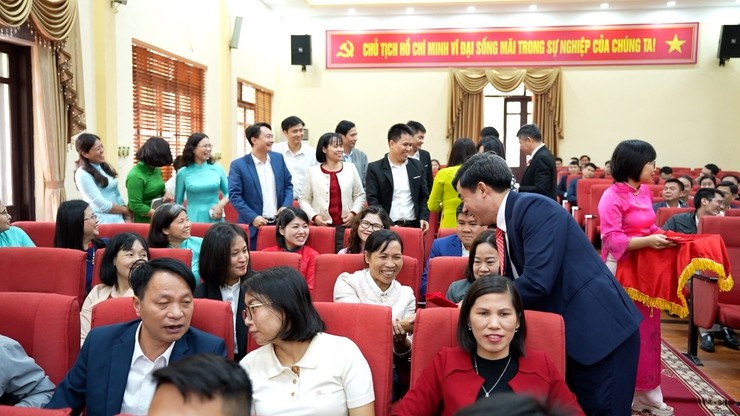 Hệ thống chính trị xã Dương Hòa hướng tới một năm mới bứt phá Hệ thống chính trị xã Dương Hòa hướng tới một năm mới bứt phá