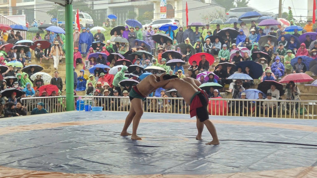 Giữ lửa và lan tỏa môn võ vật cổ truyền Giữ lửa và lan tỏa môn võ vật cổ truyền