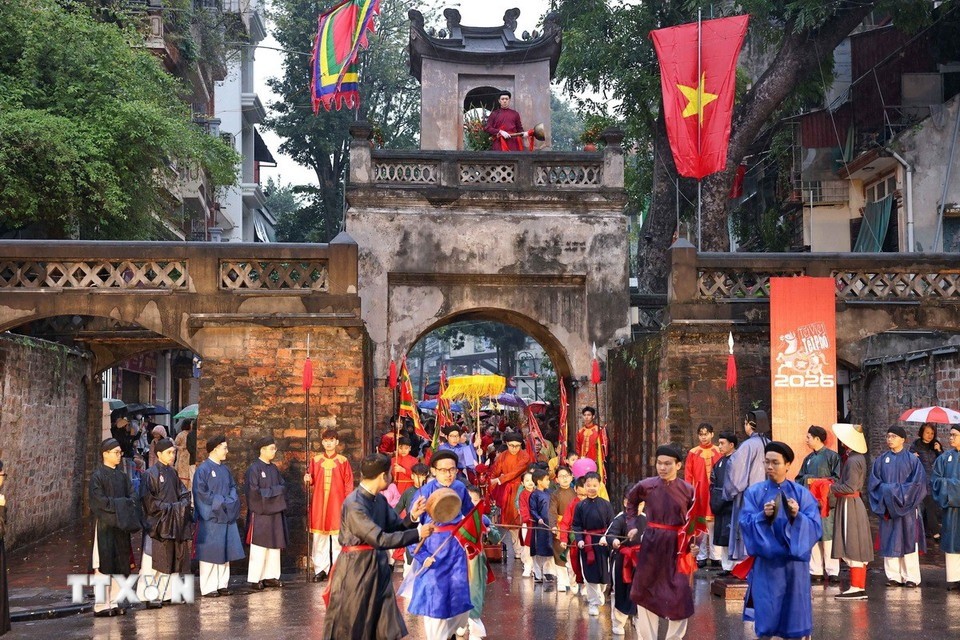 Lễ mở cửa Ô Quan Chưởng (Ảnh: Thanh Tùng/ TTXVN)