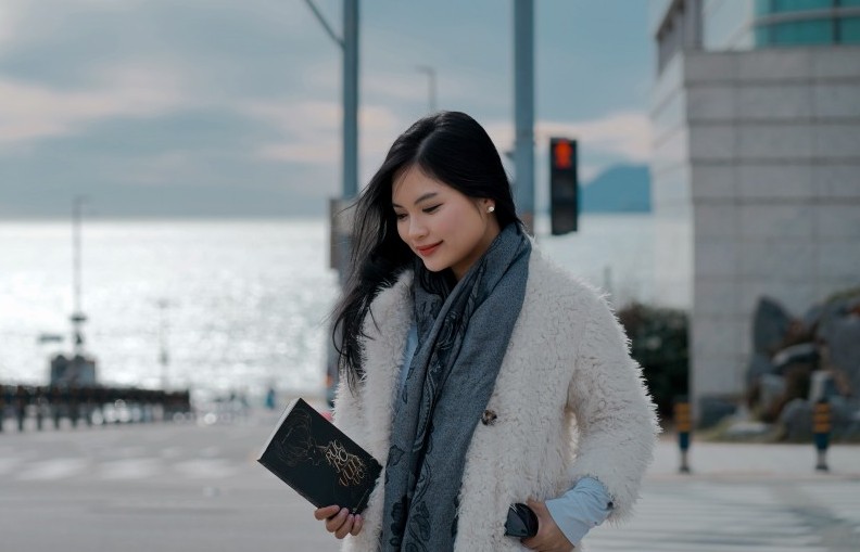 Nhà văn 9x Gari Nguyễn và vẻ đẹp sống tối giản ấn tượng