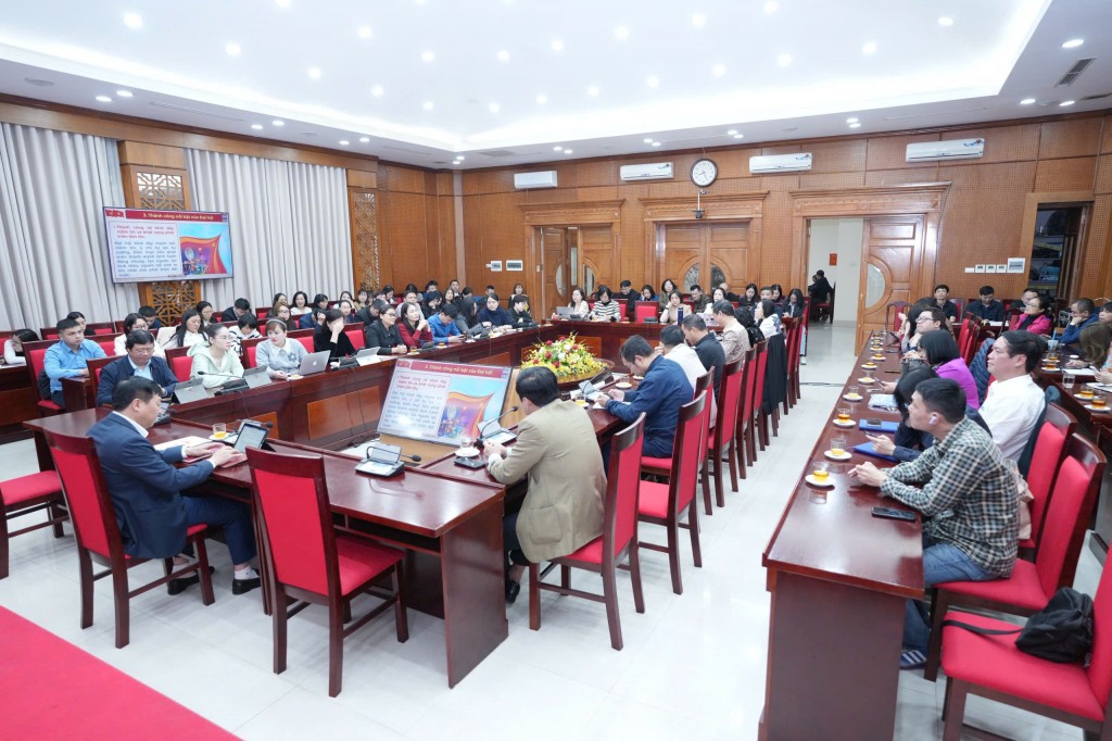 Cán bộ, đảng viên Đảng bộ MTTQ Việt Nam TP Hà Nội nghiên cứu, học tập 2 nghị quyết quan trọng Cán bộ, đảng viên Đảng bộ MTTQ Việt Nam TP Hà Nội nghiên cứu, học tập 2 nghị quyết quan trọng