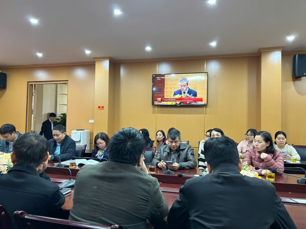 Cán bộ, đảng viên Đảng bộ MTTQ Việt Nam TP Hà Nội nghiên cứu, học tập 2 nghị quyết quan trọng Cán bộ, đảng viên Đảng bộ MTTQ Việt Nam TP Hà Nội nghiên cứu, học tập 2 nghị quyết quan trọng