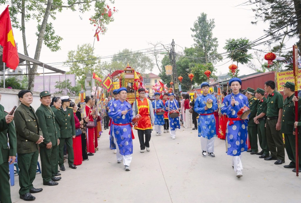 Tiếng trống hội rộn ràng gửi gắm nhiều ước vọng trong năm mới (Ảnh: Ánh Dương)