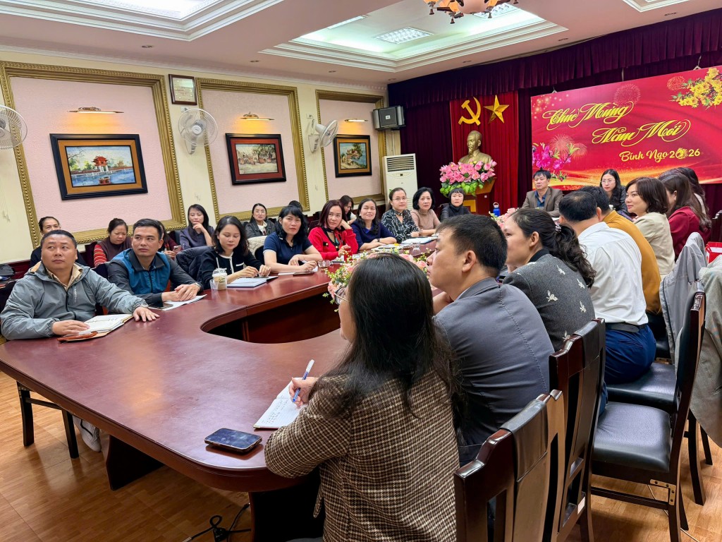 Cán bộ, đảng viên Đảng bộ MTTQ Việt Nam TP Hà Nội nghiên cứu, học tập 2 nghị quyết quan trọng Cán bộ, đảng viên Đảng bộ MTTQ Việt Nam TP Hà Nội nghiên cứu, học tập 2 nghị quyết quan trọng