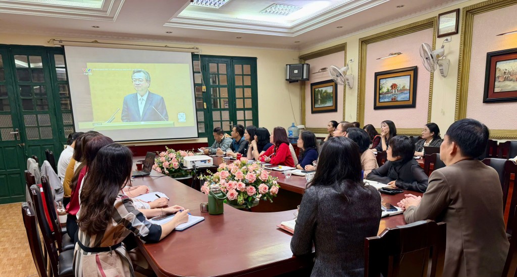 Cán bộ, đảng viên Đảng bộ MTTQ Việt Nam TP Hà Nội nghiên cứu, học tập 2 nghị quyết quan trọng Cán bộ, đảng viên Đảng bộ MTTQ Việt Nam TP Hà Nội nghiên cứu, học tập 2 nghị quyết quan trọng