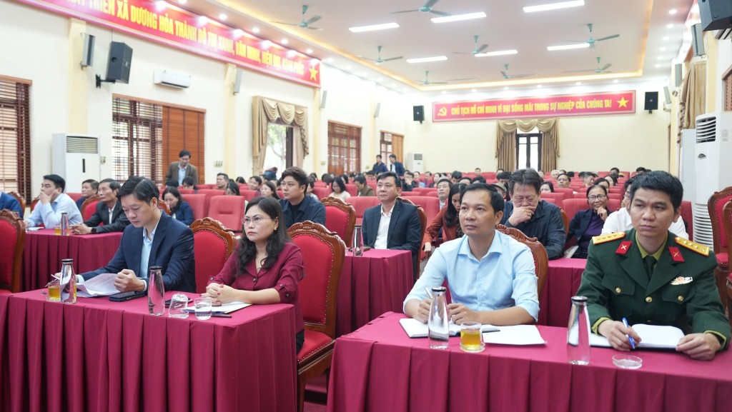 Xã Dương Hòa quyết tâm sớm đưa các nghị quyết của Bộ Chính trị vào cuộc sống Xã Dương Hòa quyết tâm sớm đưa các nghị quyết của Bộ Chính trị vào cuộc sống