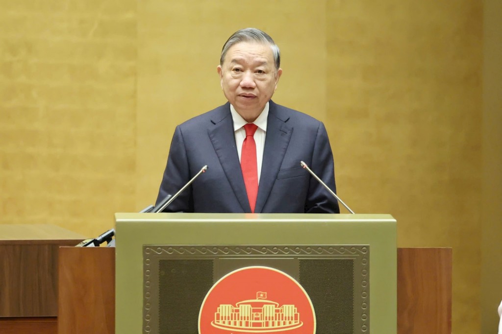 Hơn 2 triệu cán bộ, đảng viên dự hội nghị quán triệt, triển khai các Nghị quyết 79 và 80 của Bộ Chính trị Hơn 2 triệu cán bộ, đảng viên dự hội nghị quán triệt, triển khai các Nghị quyết 79 và 80 của Bộ Chính trị