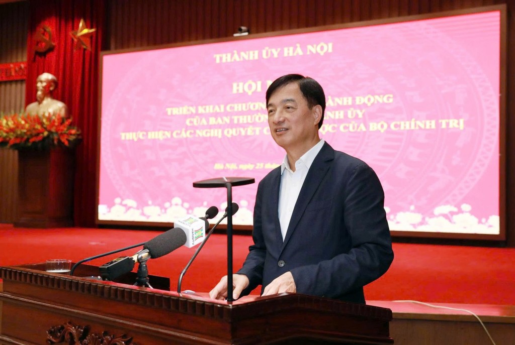 Hà Nội triển khai thực hiện ngay các nghị quyết chiến lược của Bộ Chính trị Hà Nội triển khai thực hiện ngay các nghị quyết chiến lược của Bộ Chính trị