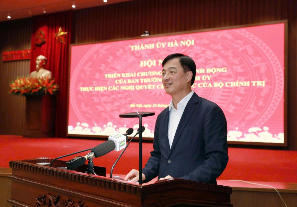 Hà Nội triển khai thực hiện ngay các nghị quyết chiến lược của Bộ Chính trị Hà Nội triển khai thực hiện ngay các nghị quyết chiến lược của Bộ Chính trị