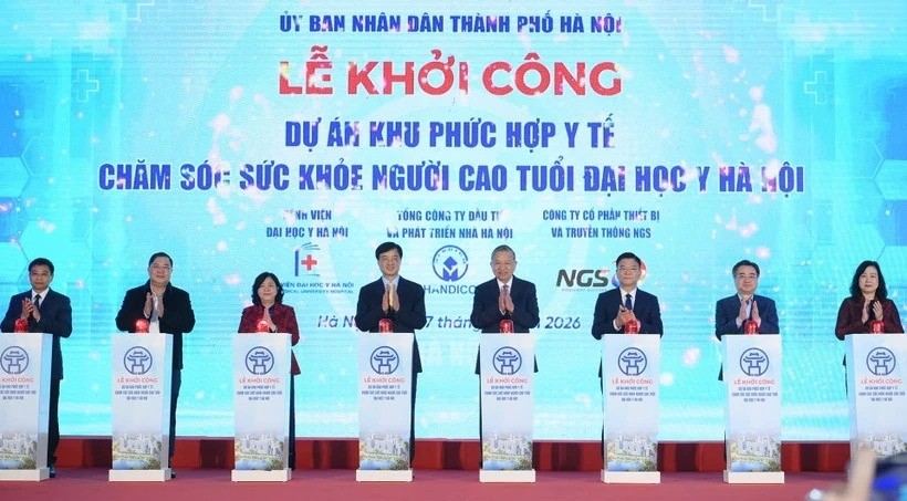 Tạo đột phá trong bảo vệ, chăm sóc, nâng cao sức khỏe Nhân dân Tạo đột phá trong bảo vệ, chăm sóc, nâng cao sức khỏe Nhân dân