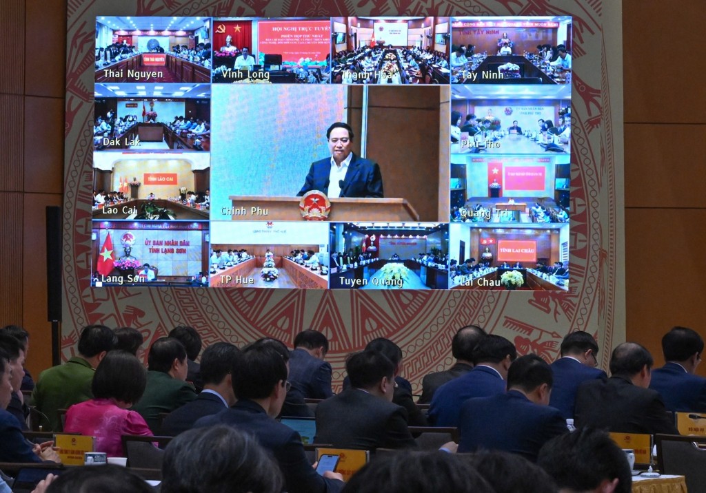 Người đứng đầu Chính phủ chỉ rõ 5 nhóm nhiệm vụ, giải pháp trọng tâm thời gian tới - Ảnh: VGP/Nhật Bắc