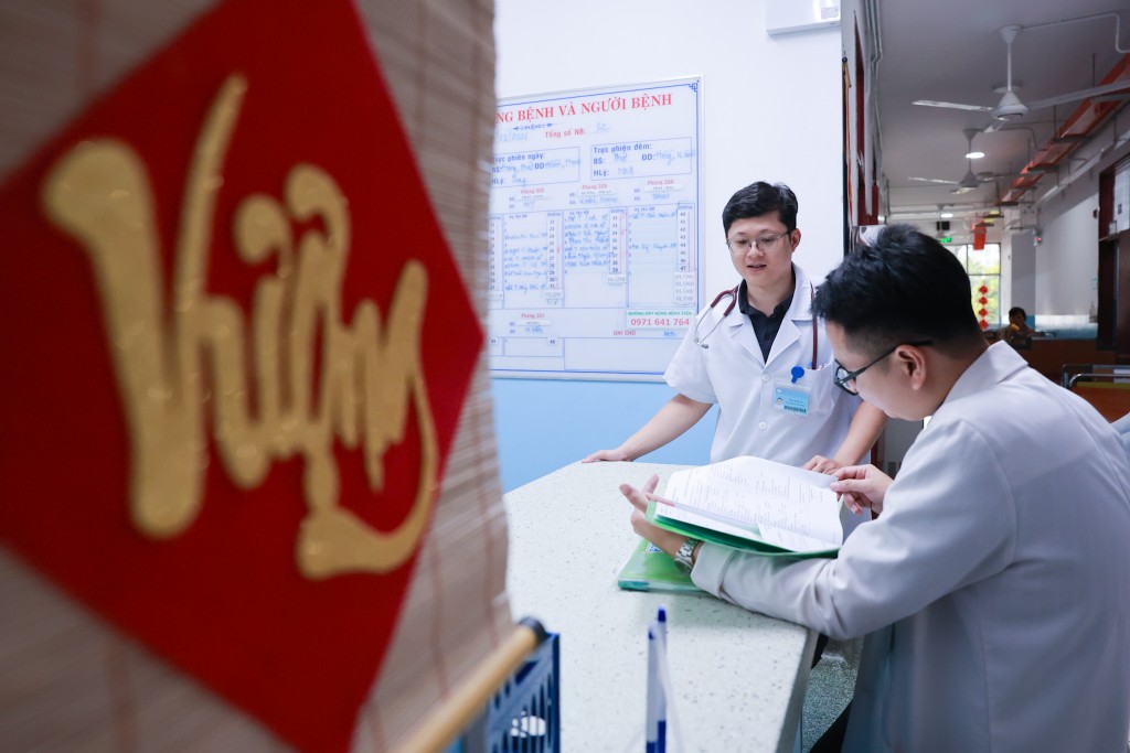 Những “màu đỏ không Tết” do Sốt xuất huyết Dengue