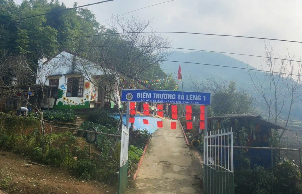 UNIQLO Việt Nam cùng Quỹ Hy vọng cập nhật điểm trường tài trợ tại tỉnh Lào Cai và Cao Bằng