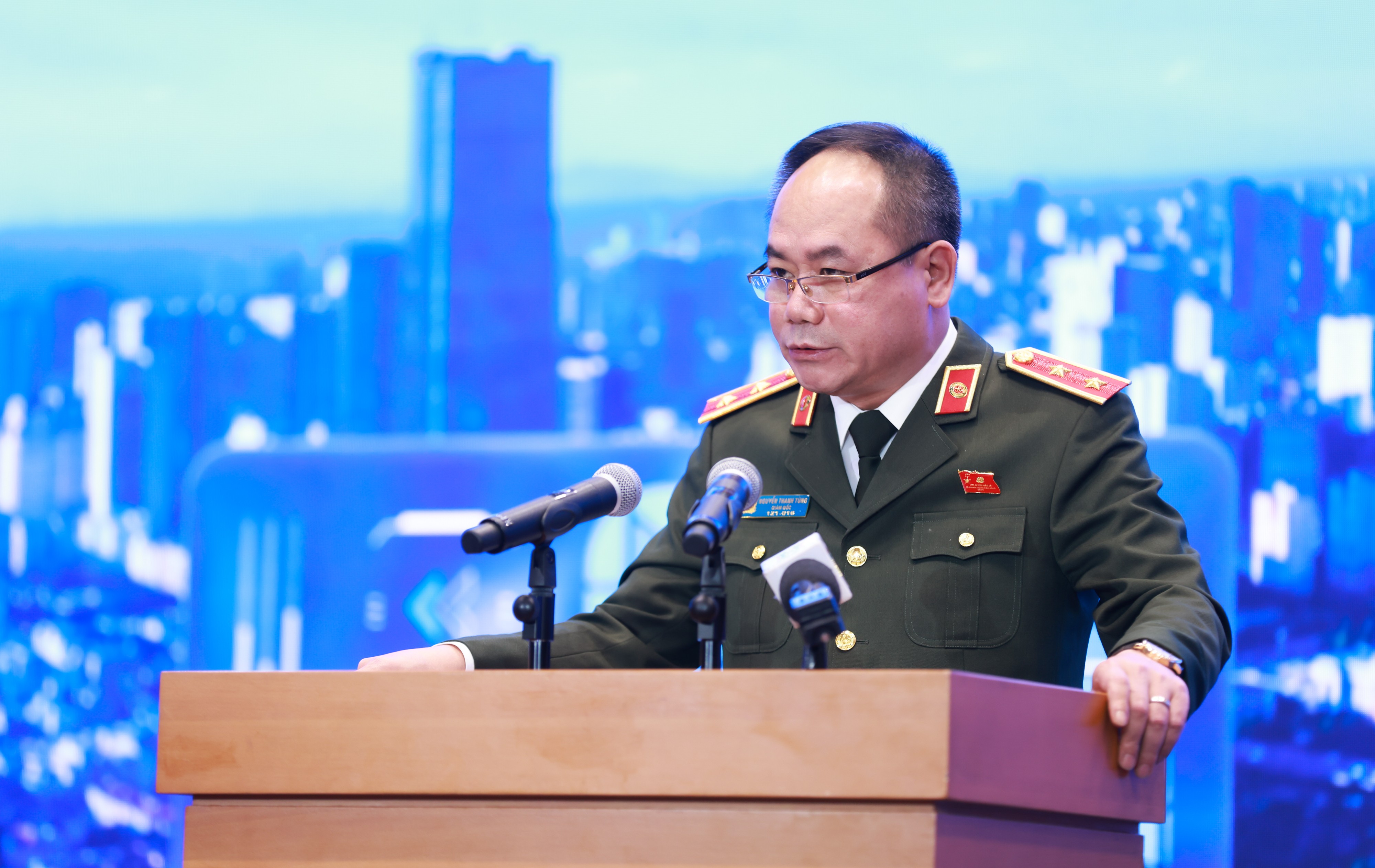 Ứng dụng chuyển đổi số góp phần giữ gìn bình yên của Thủ đô