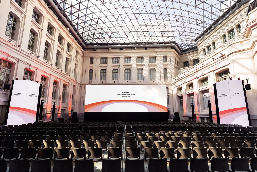 Không Gian Sự Kiện 