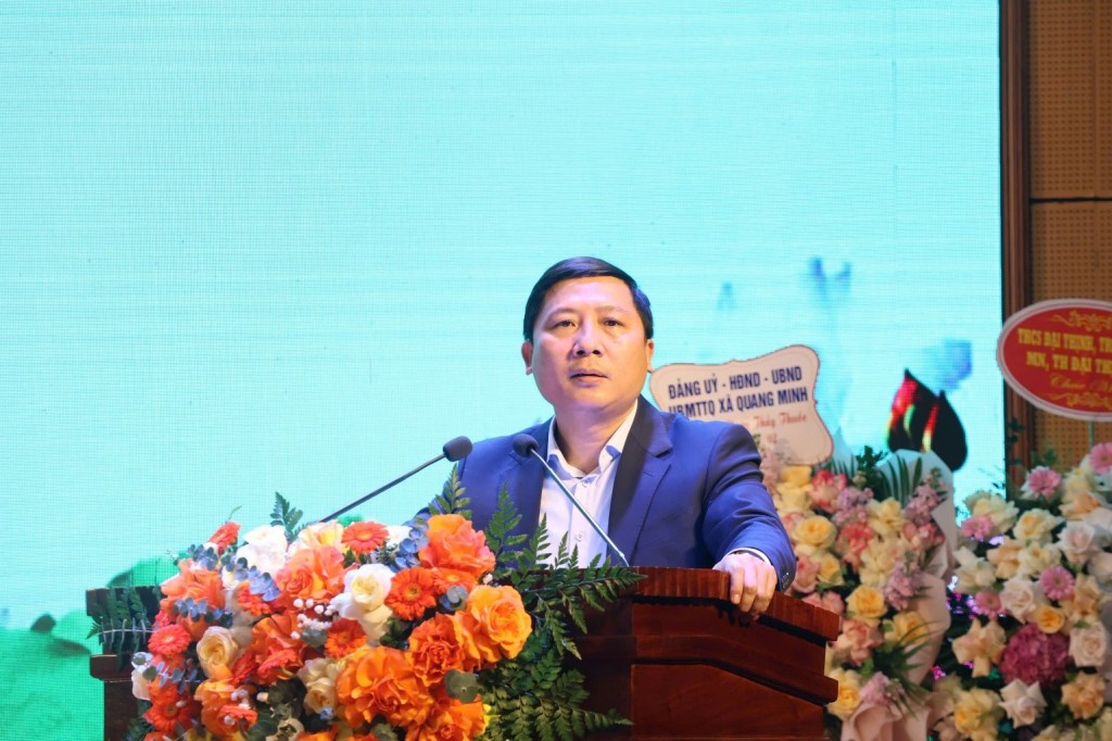 Đồng chí Nguyễn Thanh Liêm – Thành ủy viên, Bí thư Đảng uỷ, Chủ tịch HĐND xã phát biểu Đồng chí Nguyễn Thanh Liêm – Thành ủy viên, Bí thư Đảng uỷ, Chủ tịch HĐND xã phát biểu