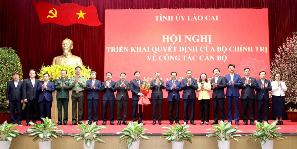 Đồng chí Dương Quốc Huy giữ chức Bí thư tỉnh ủy Lào Cai Đồng chí Dương Quốc Huy giữ chức Bí thư tỉnh ủy Lào Cai