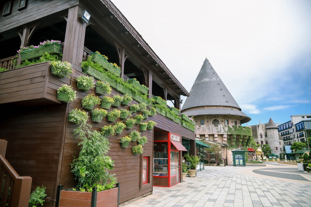 Đà Nẵng: Sun World Ba Na Hills chính thức mở cửa đón khách trở lại