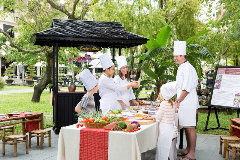 Đào tạo nghiệp vụ du lịch tại khách sạn thành viên của Công ty Du lịch Hội An (Nguồn bravo.vn)