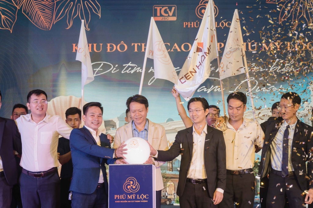 Lê ra mắt dự án 