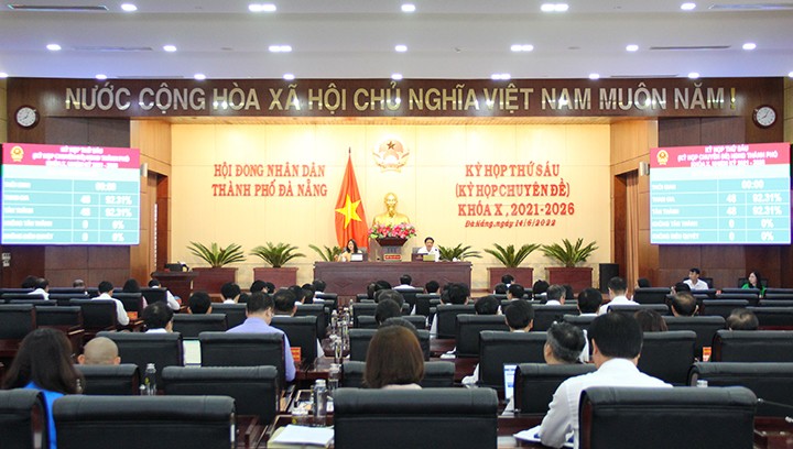 Quang cảnh Kỳ họp thứ 6 HĐND TP Đà Nẵng khóa X, nhiệm kỳ 2021-2026 (Nguồn dbnd.danang.gov)