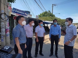 Khánh Hòa: TP Nha Trang áp dụng phát phiếu cho người dân đi chợ
