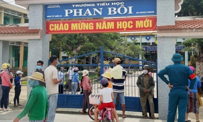 Một học sinh là F0 (cháu của bệnh nhân H) đang theo học tại trường Phan Bôi, phường Điện An (Ảnh: V.Q)