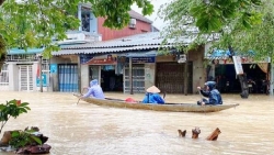 Thừa Thiên - Huế: Một người chết, gần 25.000 nhà dân bị ngập lụt nghiêm trọng