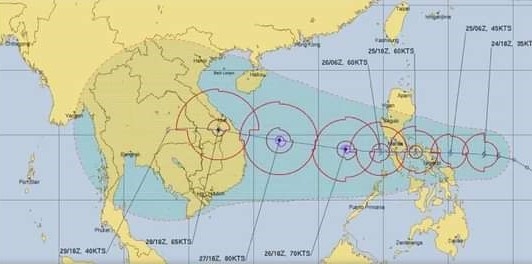 Bão số 8 chưa qua, áp thấp nhiệt đới mạnh thành bão số 9 hướng về Trung Bộ và Tây Nguyên