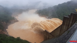 Quảng Nam: Tập trung khắc phục hậu quả bão số 9 tại Nam Giang, không để phát sinh khiếu kiện phức tạp