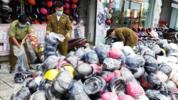 Đà Nẵng: Tạm giữ gần 500 mũ bảo hiểm giả, nhái thương hiệu