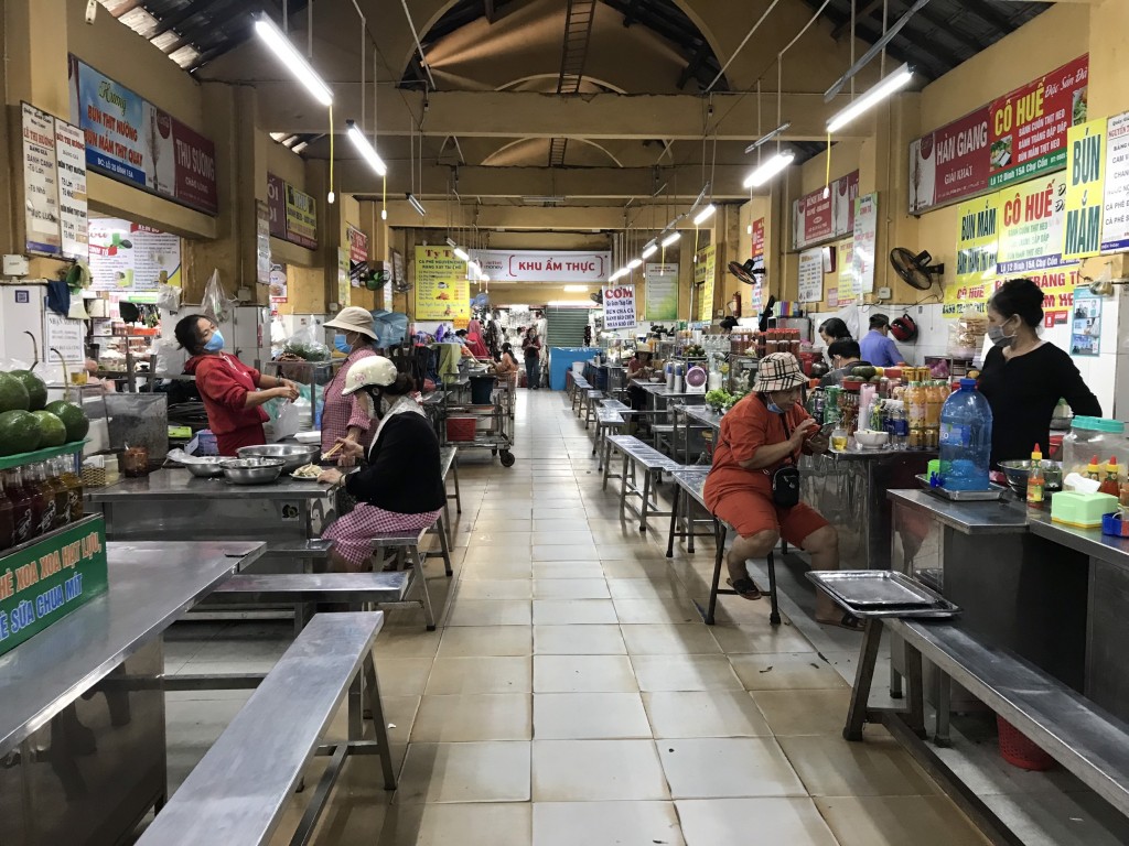 Đà Nẵng: Chợ truyền thống ế ẩm, tiểu thương lao đao muốn bỏ chợ