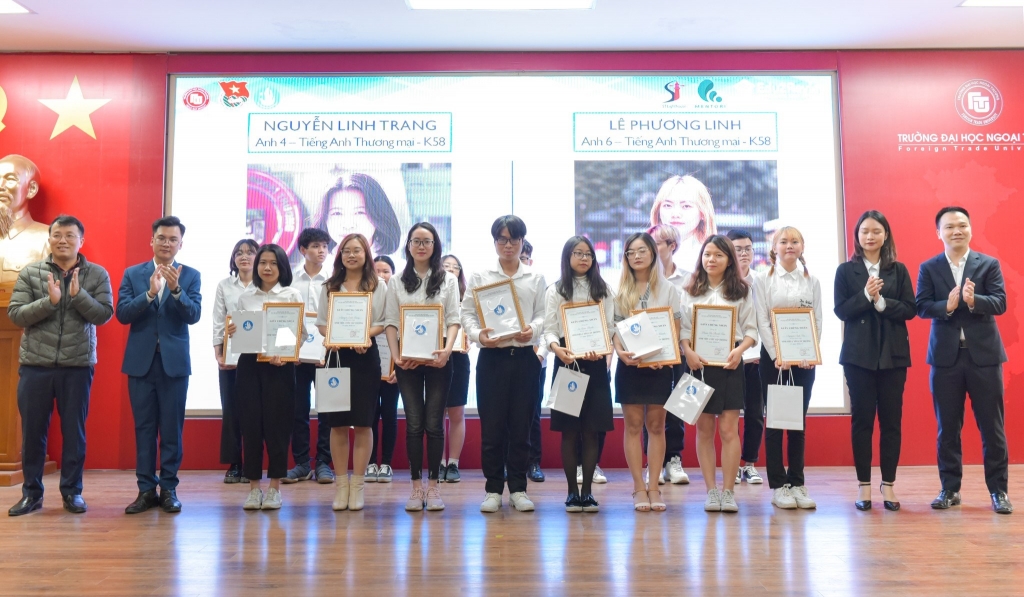 “Sinh viên 5 tốt” trường Đại học Ngoại thương lấy danh hiệu làm động lực