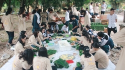 Học sinh Việt Đức gửi yêu thương đến thiếu nhi Hòa Bình